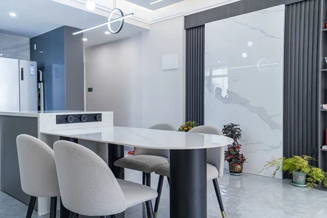 84㎡簡(jiǎn)約風(fēng)，開放式廚房+多功能島臺(tái)，瞬間提升生活體驗(yàn)